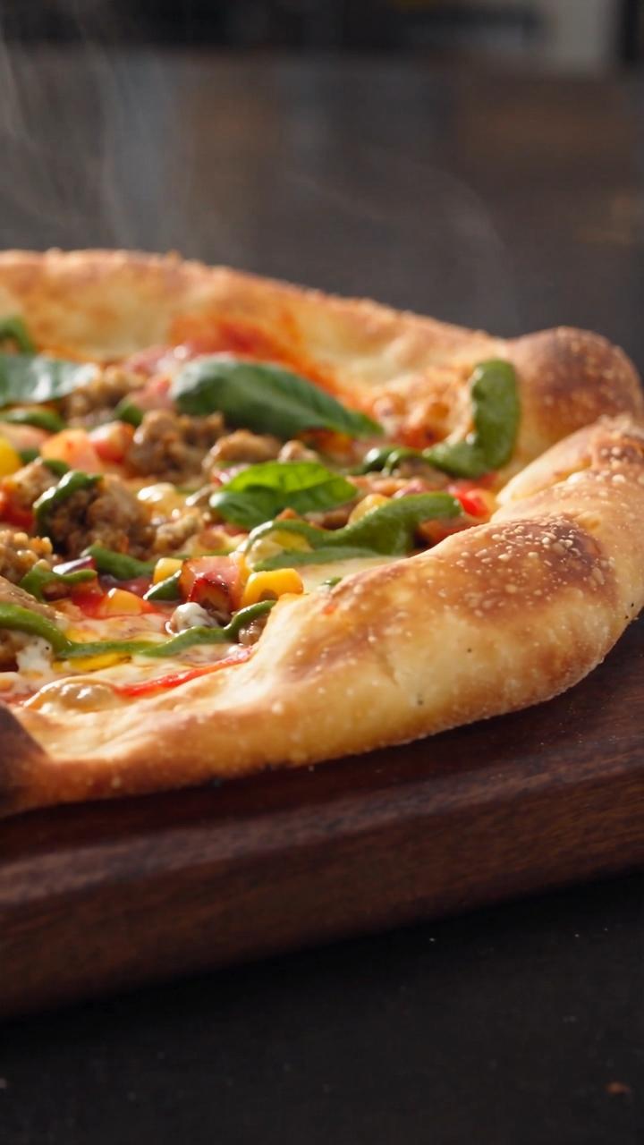Meat Sauce Pizza.mov